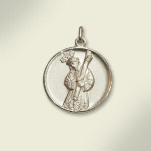 Medalla en plata con la silueta de Jesús del Gran Poder. 26 mm.